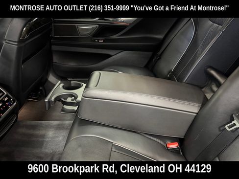 Used 2016 BMW 750i xDrive AWD/4WD image 40