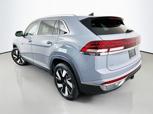 Used 2026 Volkswagen Atlas Cross Sport SEL AWD/4WD image 5