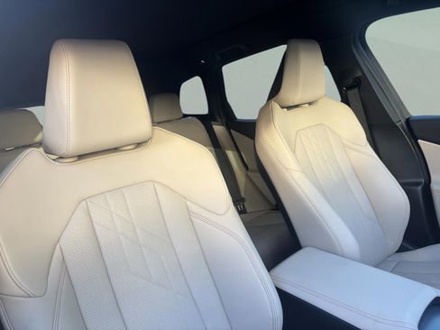 Used 2026 BMW X3 xDrive30 w/ M Sport Package image 22