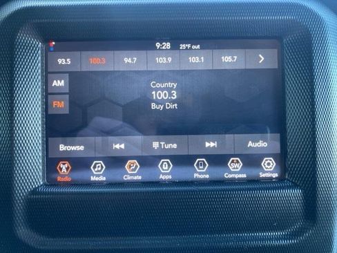 Used 2023 Jeep Wrangler Unlimited Sport image 19