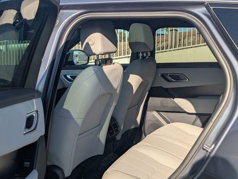 Used 2026 Land Rover Range Rover Velar Dynamic SE image 12