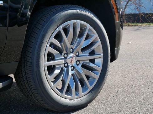 New 2026 GMC Yukon Elevation image 5