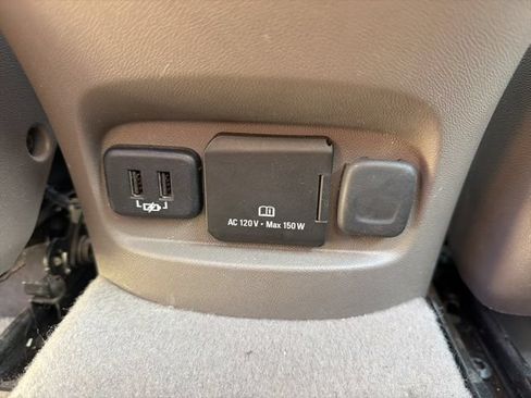 Used 2017 Chevrolet Malibu LT FWD image 15