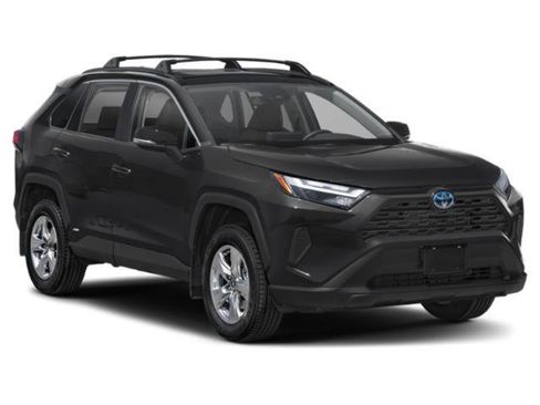 Used 2023 Toyota RAV4 XLE AWD/4WD image 6