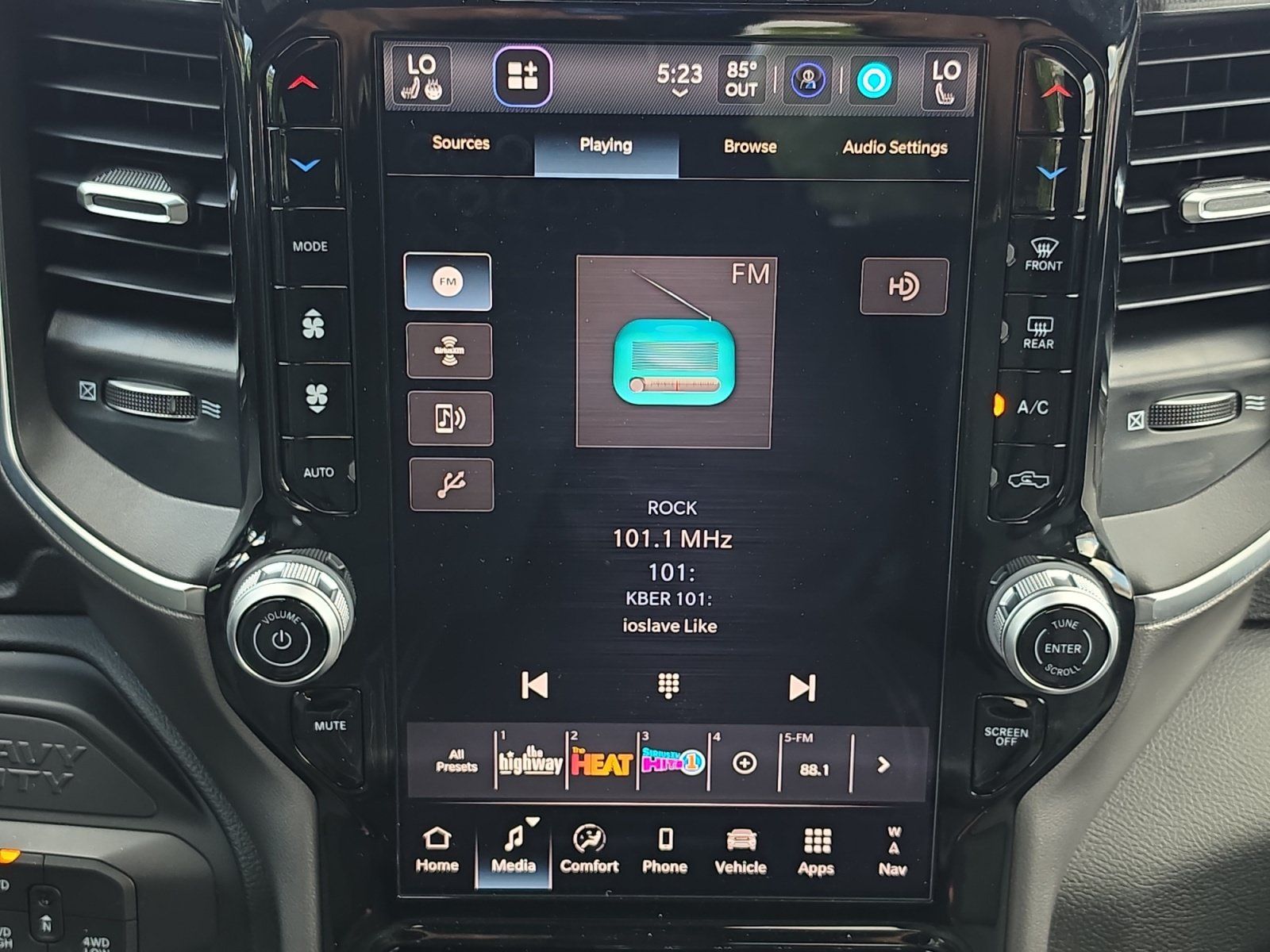 New 2026 RAM 3500 Big Horn AWD/4WD image 20