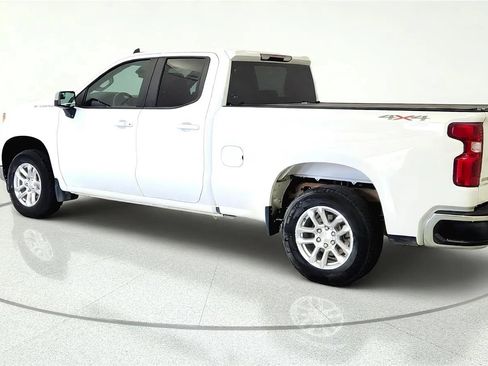Used 2023 Chevrolet Silverado 1500 LT AWD/4WD image 5