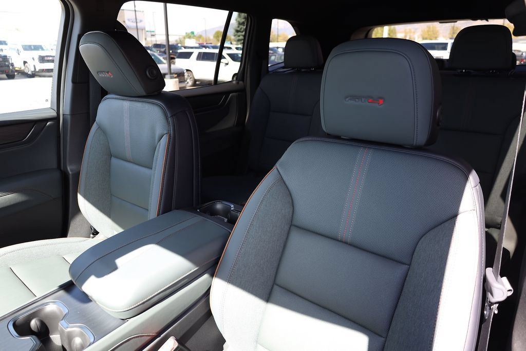 New 2027 GMC Acadia AT4 w/ AT4 Reserve Package AWD/4WD image 17