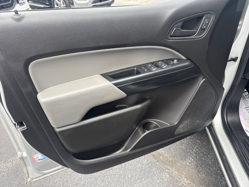 Used 2019 Chevrolet Colorado W/T w/ Custom Special Edition AWD/4WD image 30
