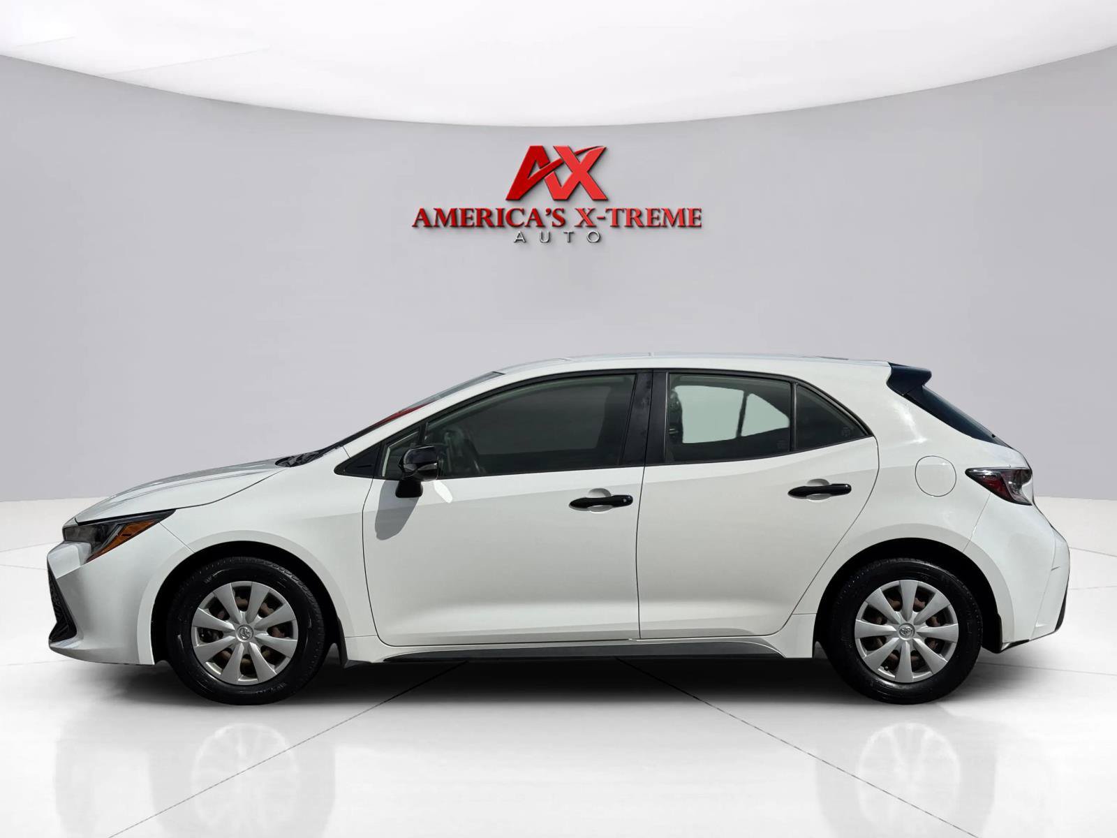 Used 2022 Toyota Corolla SE FWD image 9