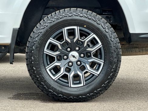 Certified 2023 Chevrolet Colorado Z71 w/ Z71 Convenience Package 2 image 36