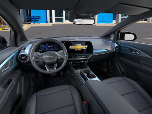 New 2026 Chevrolet Equinox EV LT image 39