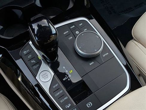 Certified 2023 BMW X4 xDrive30i w/ Premium Package image 12