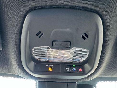 Used 2024 Buick Envista Preferred FWD image 25