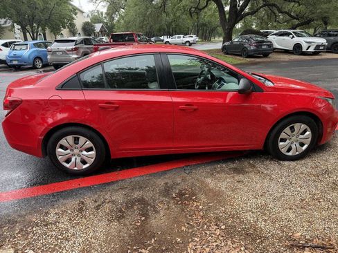 Used 2016 Chevrolet Cruze LS image 6
