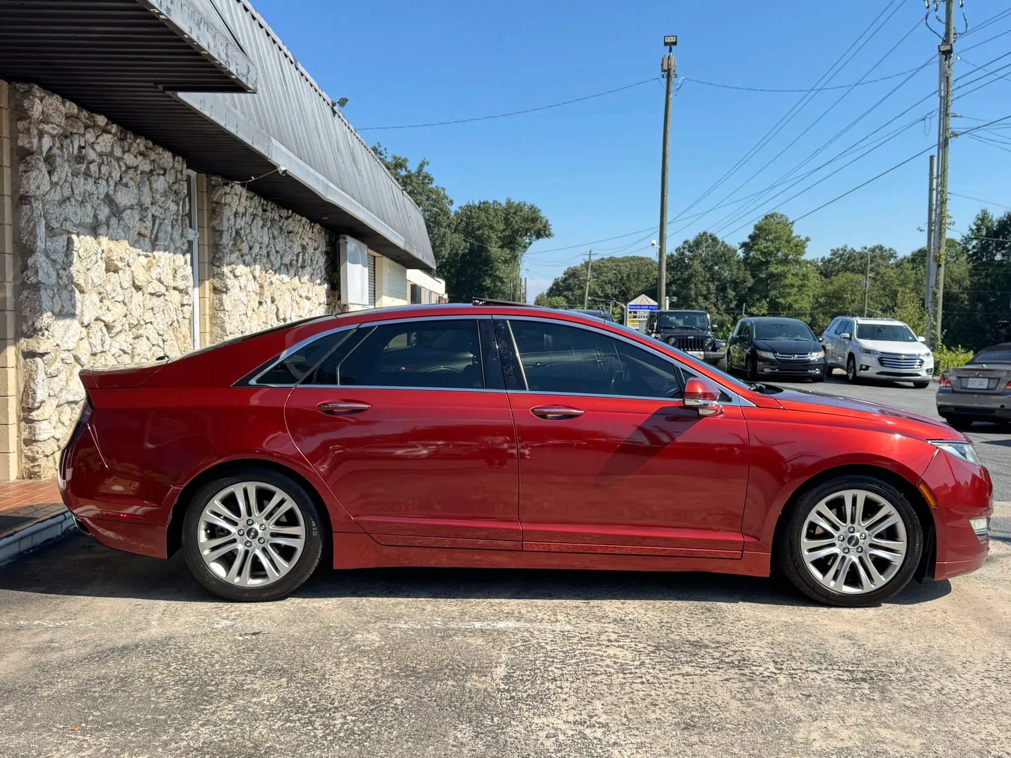 Used 2014 Lincoln MKZ w/ Equipment Group 102A Reserve FWD image 8