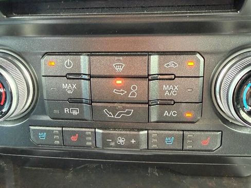 Used 2016 Ford F150 Platinum w/ Equipment Group 701A Luxury image 20