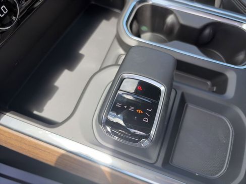New 2026 Chevrolet Silverado 1500 High Country w/ Technology Package AWD/4WD image 26