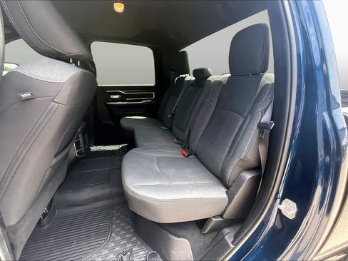 Used 2023 RAM 2500 Big Horn w/ Night Edition AWD/4WD image 21