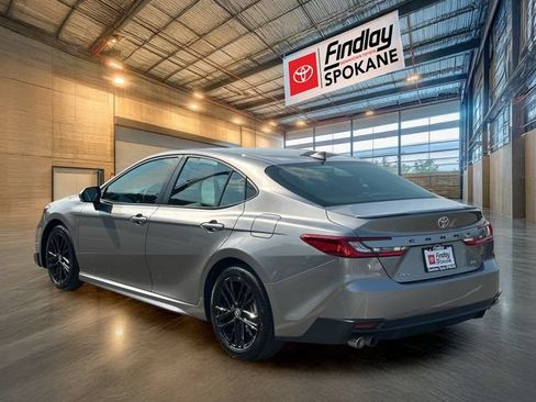 Used 2025 Toyota Camry SE FWD image 6