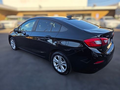 Used 2019 Chevrolet Cruze LS w/ LS Convenience Package FWD image 5