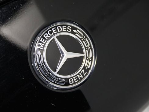 Used 2017 Mercedes-Benz SLC 300 image 31