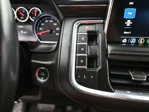 Used 2021 Chevrolet Suburban LT RWD image 23