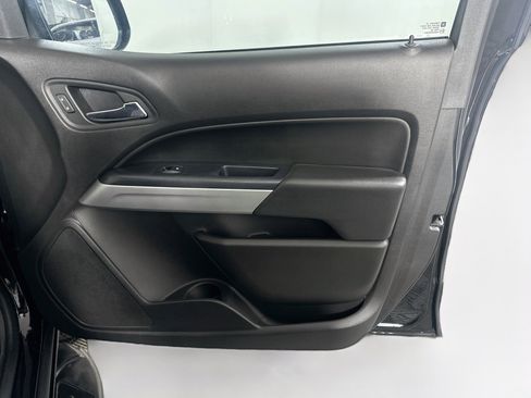 Used 2018 Chevrolet Colorado LT w/ LT Convenience Package RWD image 28