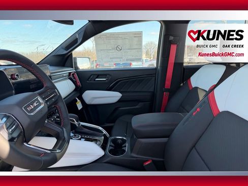 New 2026 GMC Canyon AT4X image 7