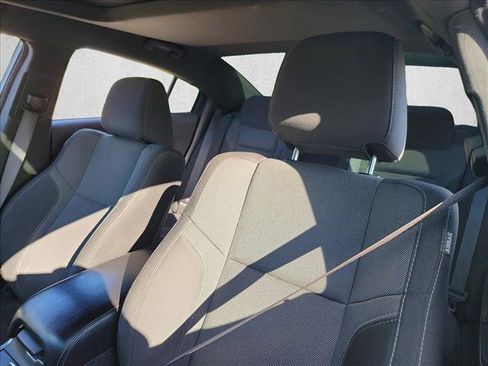 Used 2018 Dodge Charger SXT Plus w/ Driver Convenience Group image 14