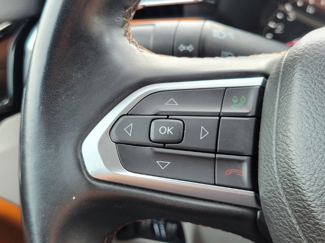 Used 2022 Jeep Compass Limited AWD/4WD image 15