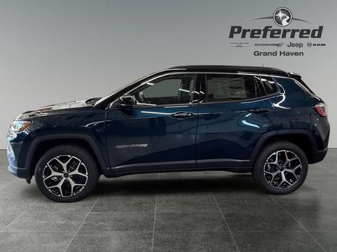 New 2026 Jeep Compass Limited AWD/4WD image 11