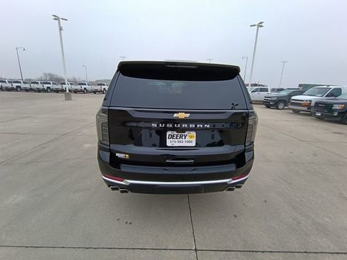 New 2026 Chevrolet Suburban High Country image 13