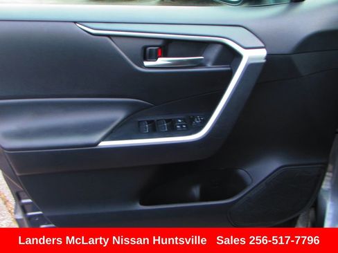 Used 2024 Toyota RAV4 XLE image 21