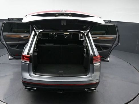Used 2025 Volkswagen Atlas SE FWD image 52
