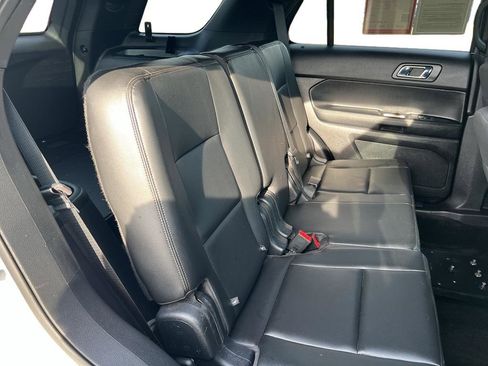 Used 2017 Ford Explorer 4WD Police Interceptor image 19