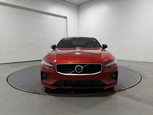 Used 2019 Volvo S60 T6 R-Design image 19