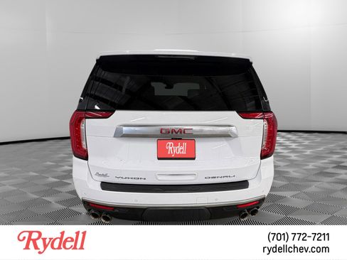 Used 2024 GMC Yukon Denali w/ Denali Reserve Package image 4