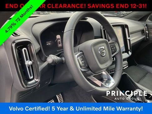 Certified 2022 Volvo XC40 P8 Recharge Plus image 19