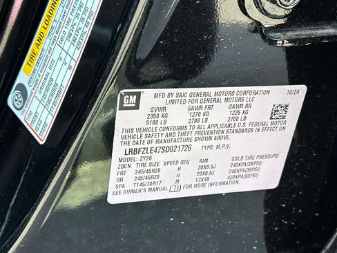 Used 2025 Buick Envision Sport Touring image 41