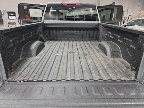 New 2026 GMC Sierra 2500 SLE image 12