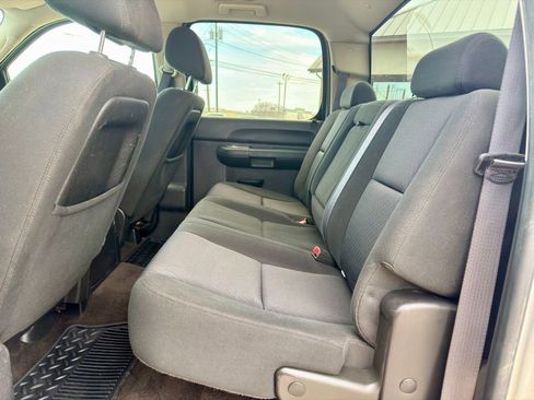 Used 2011 GMC Sierra 2500 SLE w/ SLE Preferred Package image 10