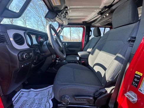 Used 2025 Jeep Wrangler Willys 4xe image 24