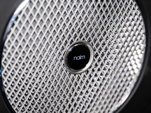 Used 2025 Bentley Bentayga Extended Wheelbase image 71