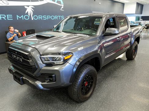 Used 2022 Toyota Tacoma TRD Pro image 3
