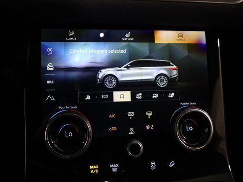 Used 2022 Land Rover Range Rover Velar R-Dynamic S AWD/4WD image 32
