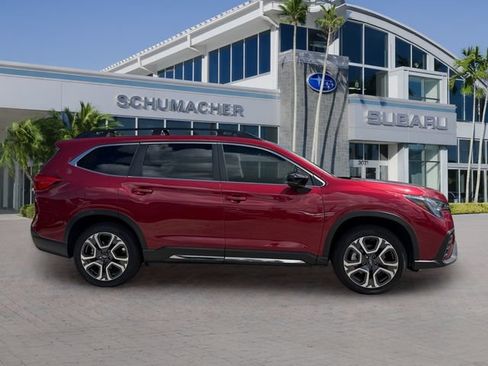 Used 2025 Subaru Ascent Limited AWD/4WD image 8