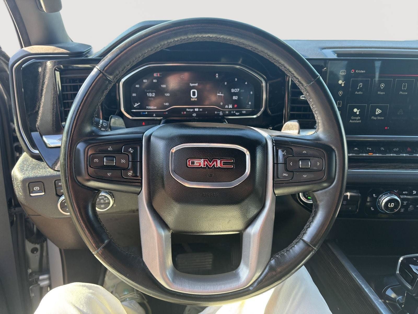 Used 2024 GMC Sierra 1500 Elevation w/ Elevation Premium Package AWD/4WD image 9