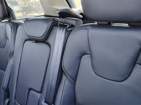 New 2026 Volvo XC90 B6 Ultra image 28