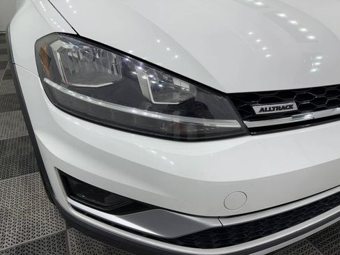Used 2019 Volkswagen Golf Alltrack S AWD/4WD image 31