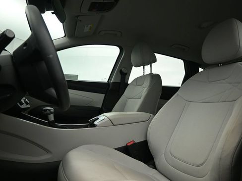 Used 2026 Hyundai Tucson SE FWD image 14